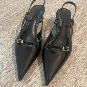 Primark Elegant Black Heels with Gold Accent